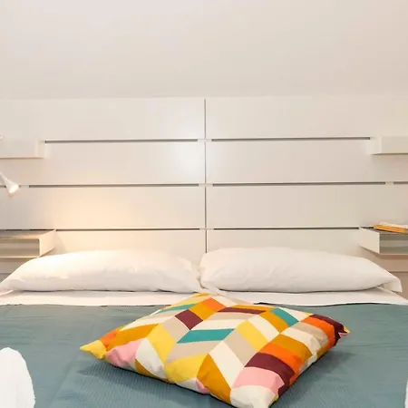 Apartment La Mole & Comfy