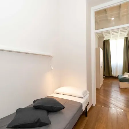 Apartment La Mole & Comfy *