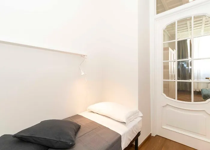 Apartament La Mole & Comfy