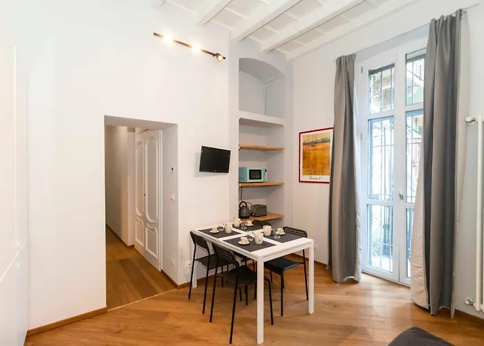 La Mole & Comfy Apartament